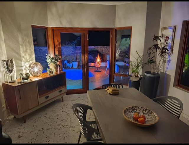 4 BEDROOM MAISONETTE FOR SALE IN SILVER LAKES
